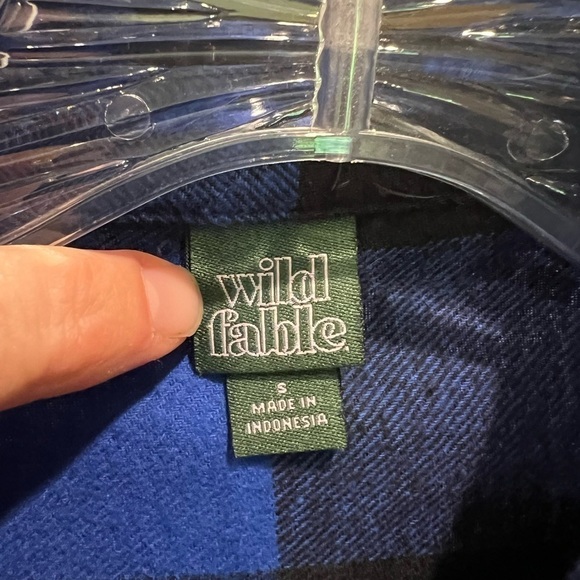 Wild Fable Women’s Button Down. Size Small. - Picture 4 of 5